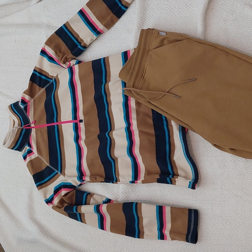 Eddie Bauer fleece top